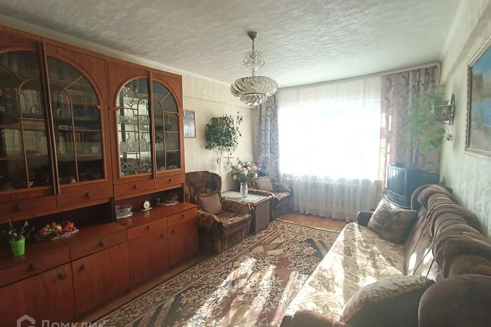 Продаётся 3-комнатная квартира, 59.3 м²
