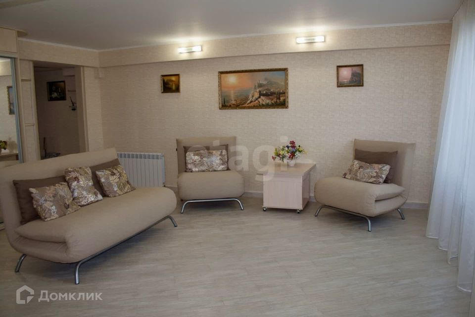 Продаётся 1-комнатная квартира, 69.1 м²