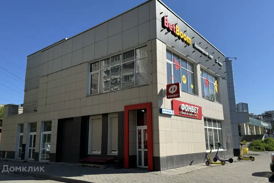 Продаётся торговое помещение, 169.6 м²