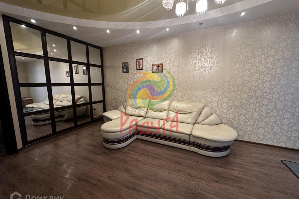 Продаётся 4-комнатная квартира, 148.9 м²