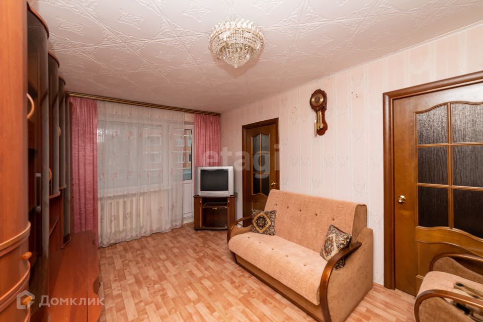 Продаётся 3-комнатная квартира, 47.3 м²