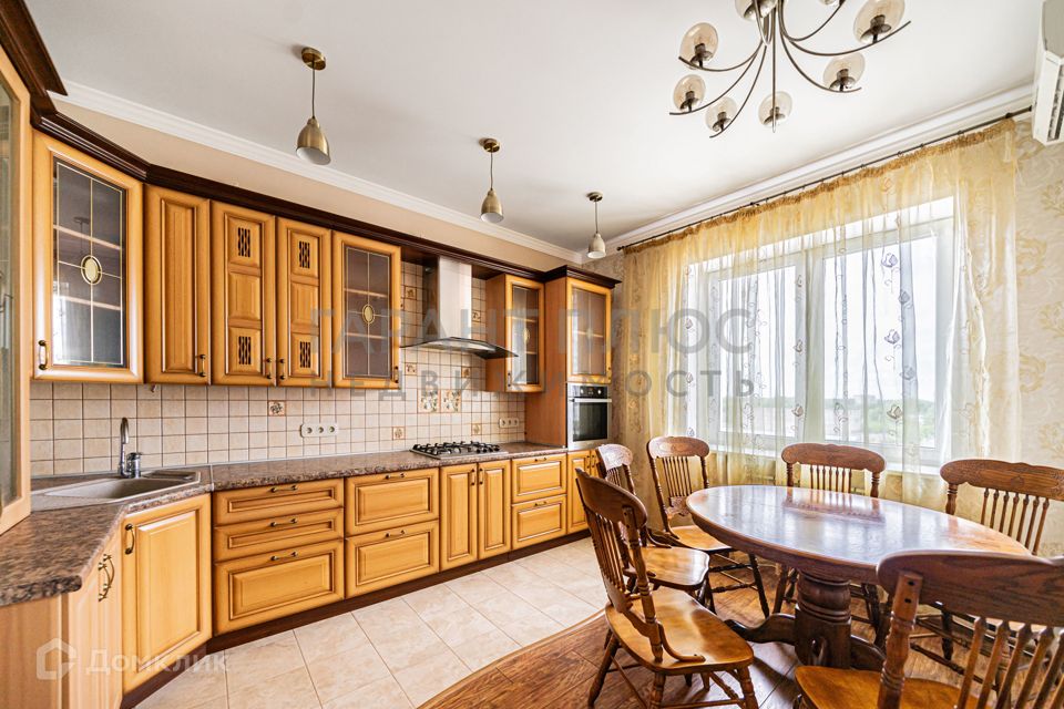 Продаётся 2-комнатная квартира, 85 м²
