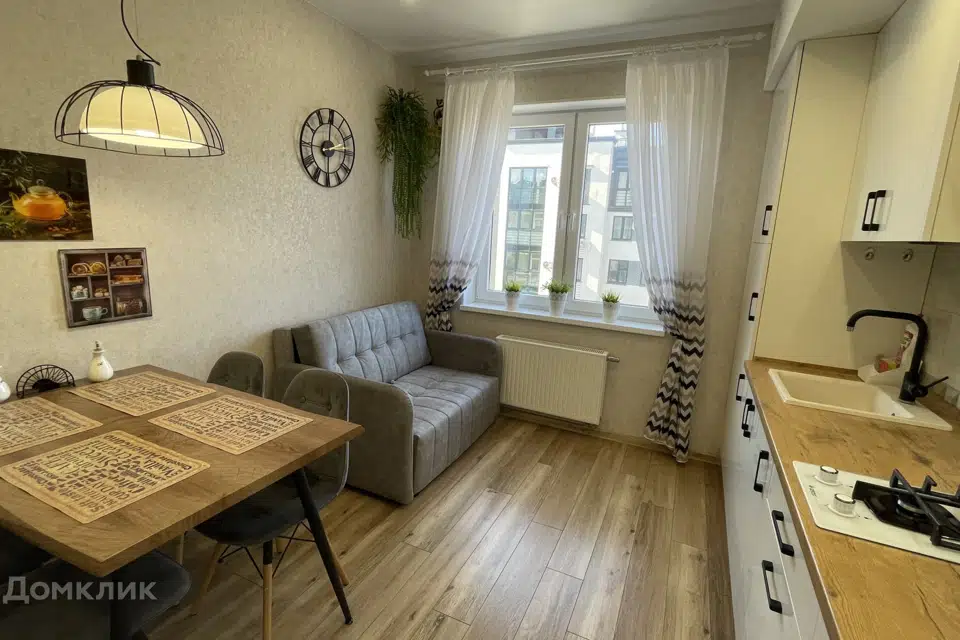 Сдаётся 1-комнатная квартира, 46 м²