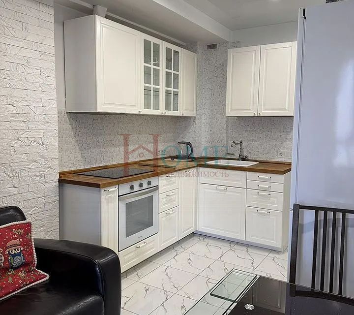 Сдаётся 2-комнатная квартира, 64 м²