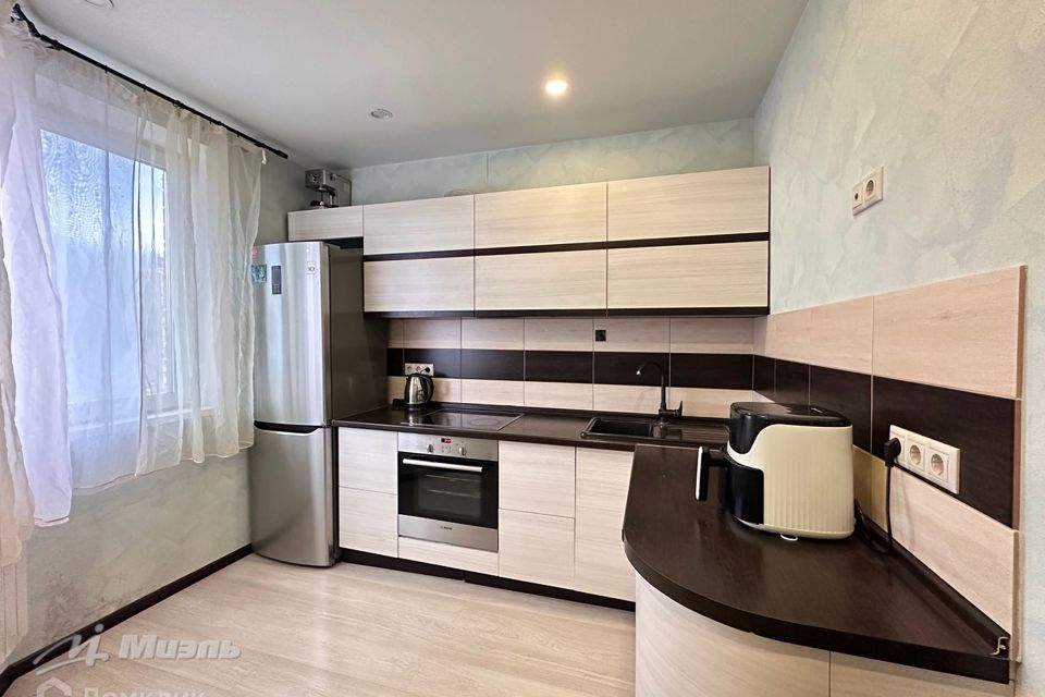 Продаётся 1-комнатная квартира, 38.8 м²