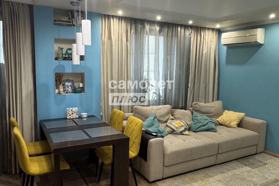 Продаётся 3-комнатная квартира, 63 м²