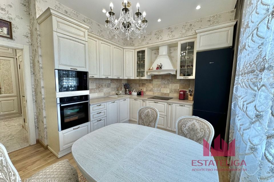 Продаётся 3-комнатная квартира, 75 м²