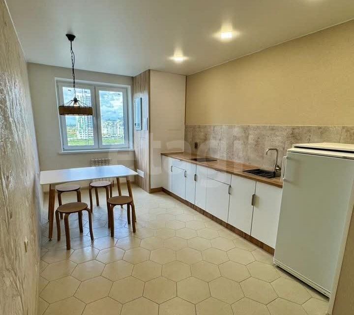Продаётся 1-комнатная квартира, 44.8 м²