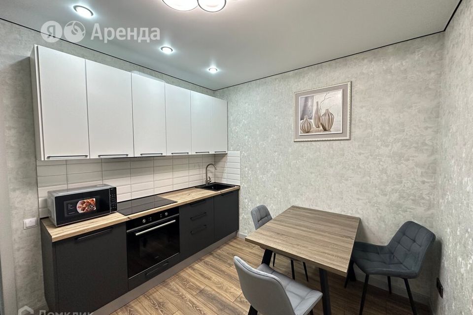 Сдаётся 1-комнатная квартира, 40 м²