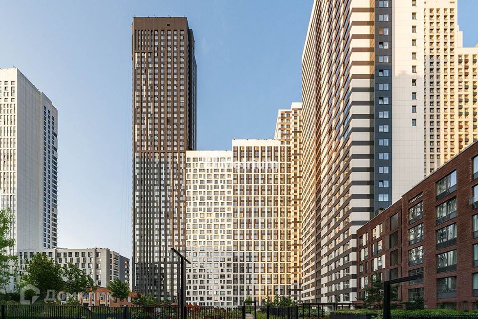 Продаётся 4-комнатная квартира, 110 м²