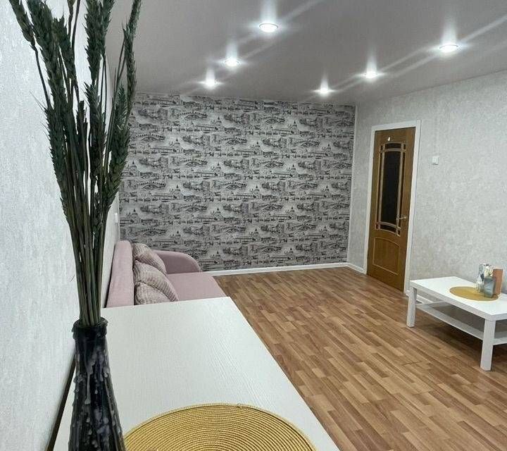 Сдаётся 1-комнатная квартира, 37 м²
