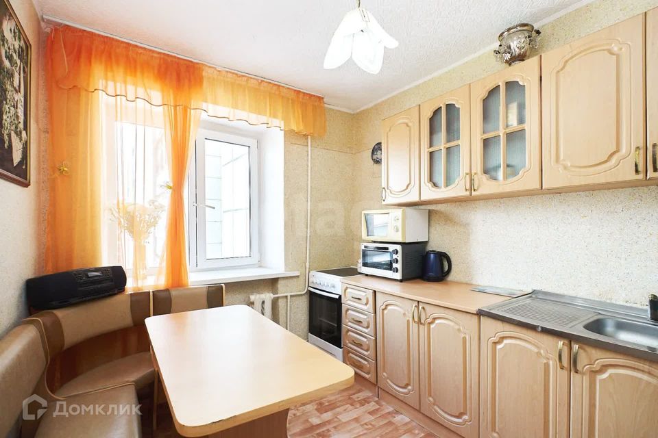 Продаётся 3-комнатная квартира, 61.6 м²