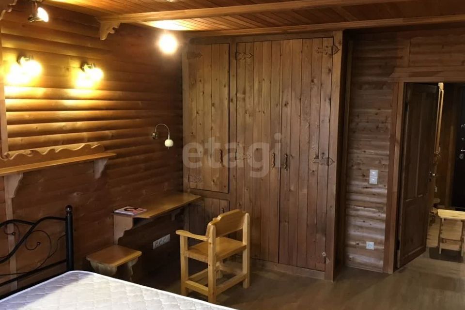 Продаётся 1-комнатная квартира, 43 м²