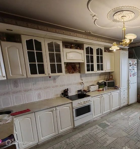 Продаётся 4-комнатная квартира, 126 м²