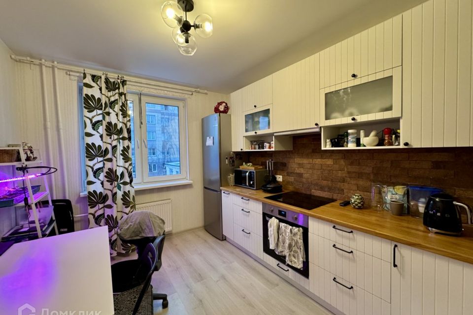Продаётся 2-комнатная квартира, 55 м²