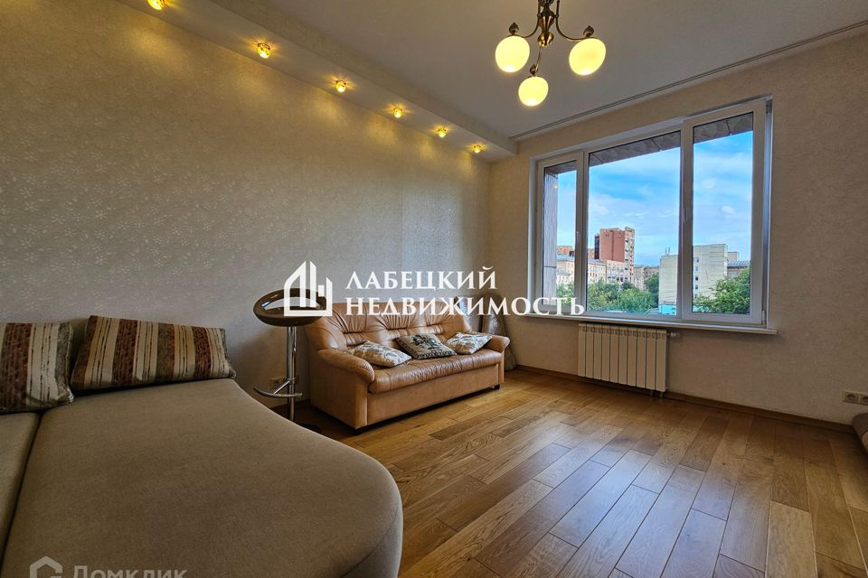 Продаётся 2-комнатная квартира, 62.6 м²