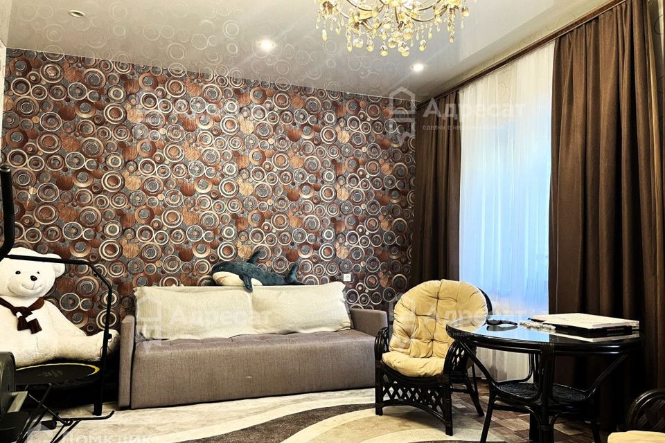 Продаётся 3-комнатная квартира, 166.6 м²