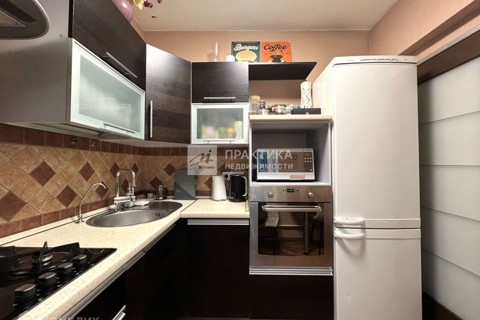 Продаётся 2-комнатная квартира, 43.7 м²