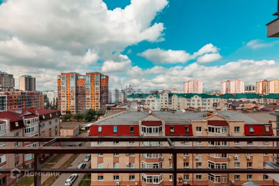 Продаётся 2-комнатная квартира, 76.7 м²