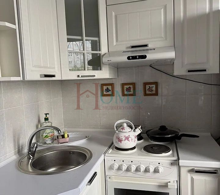 Сдаётся 2-комнатная квартира, 47.7 м²