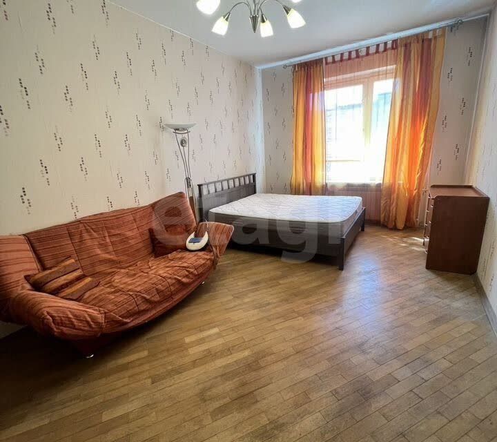 Сдаётся 1-комнатная квартира, 43 м²