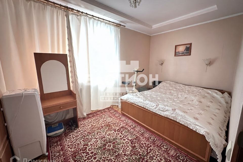 Продаётся 3-комнатная квартира, 50.3 м²