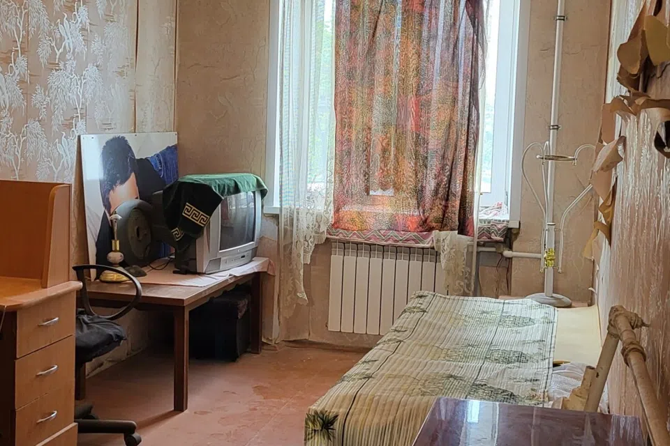 Продаётся 3-комнатная квартира, 54.5 м²
