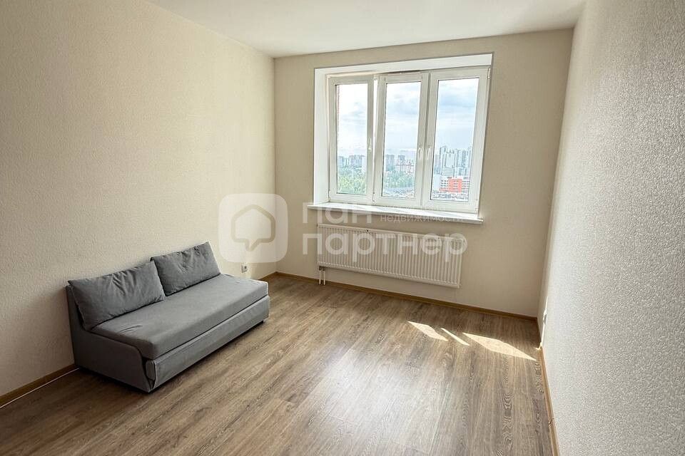 Продаётся 1-комнатная квартира, 38.5 м²