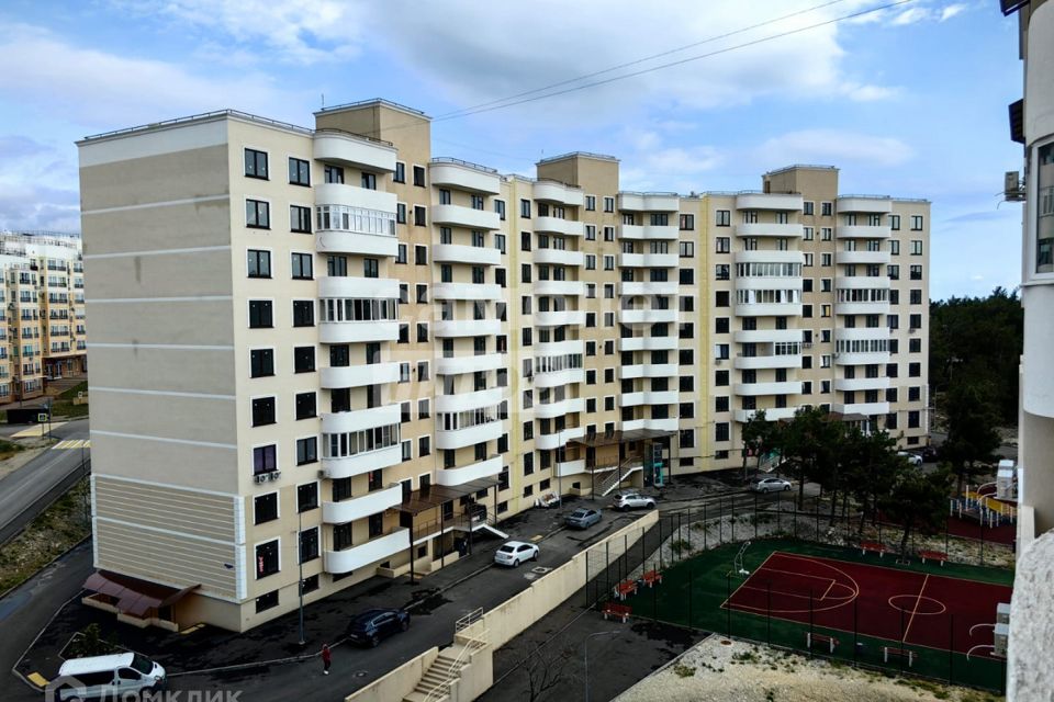 Продаётся 1-комнатная квартира, 52.49 м²