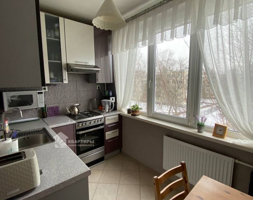 Продаётся 3-комнатная квартира, 59.5 м²