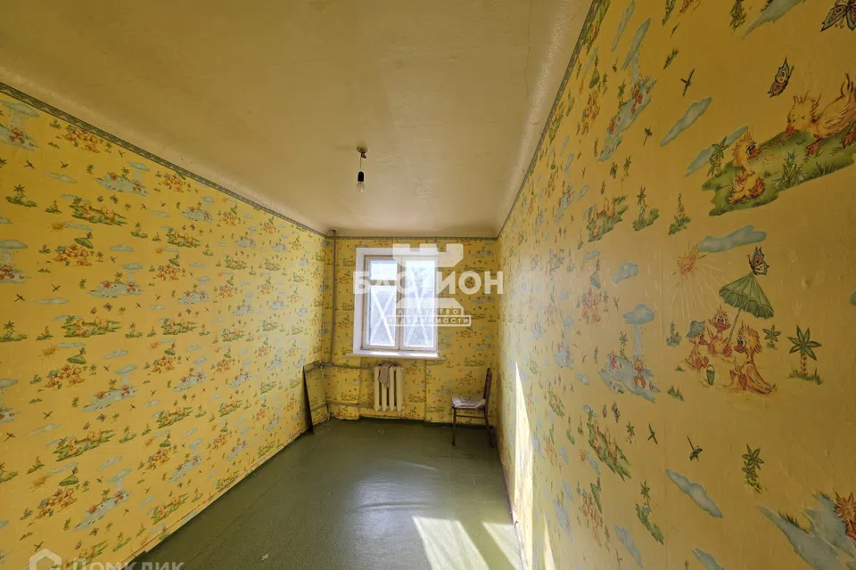Продаётся 3-комнатная квартира, 55.9 м²