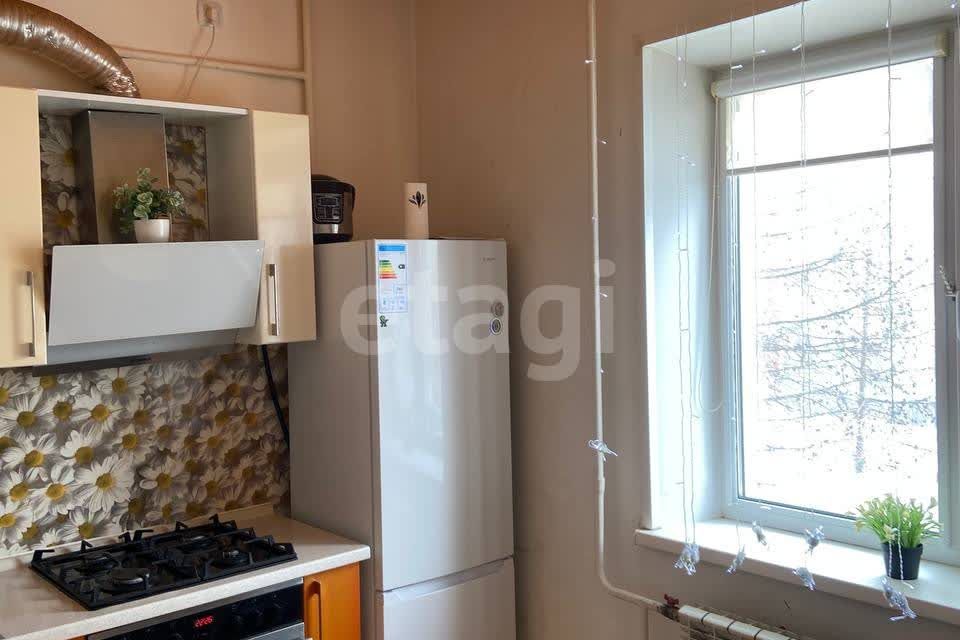 Продаётся 3-комнатная квартира, 61 м²