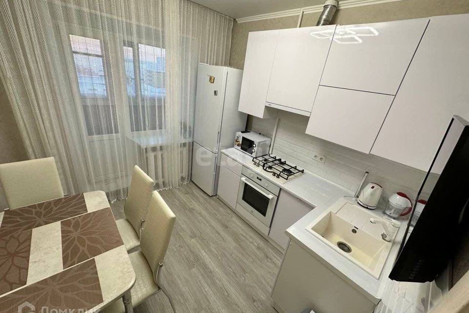 Продаётся 2-комнатная квартира, 56 м²