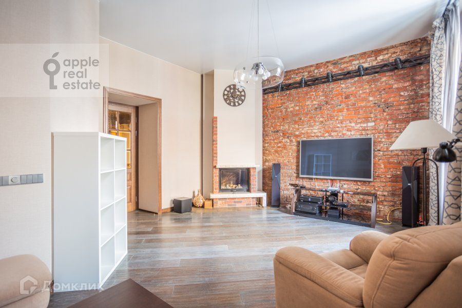 Сдаётся 4-комнатная квартира, 130 м²