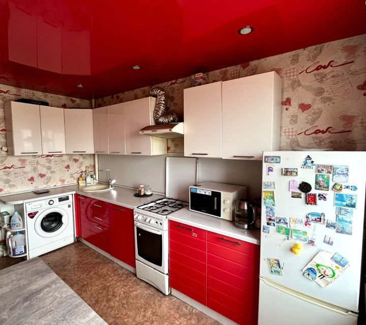Продаётся 3-комнатная квартира, 57 м²