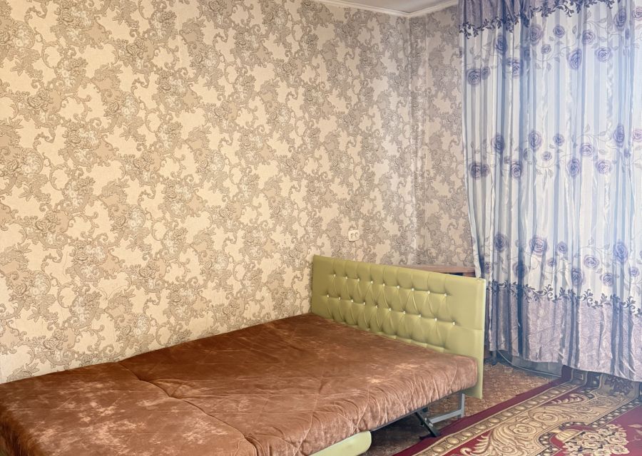Сдаётся 1-комнатная квартира, 42 м²