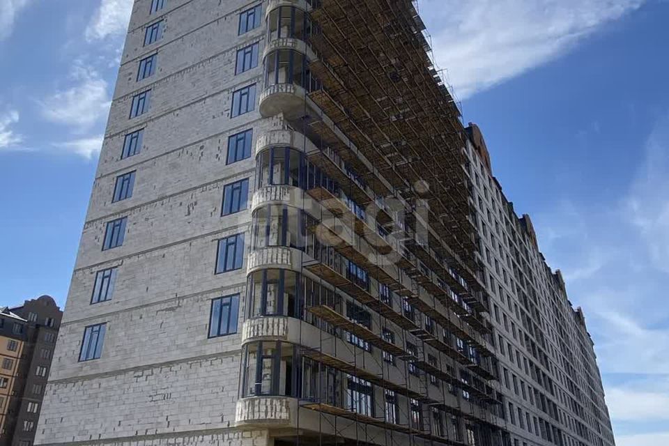 Продаётся 3-комнатная квартира, 125 м²