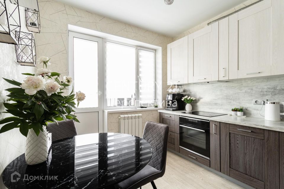 Продаётся 1-комнатная квартира, 43 м²