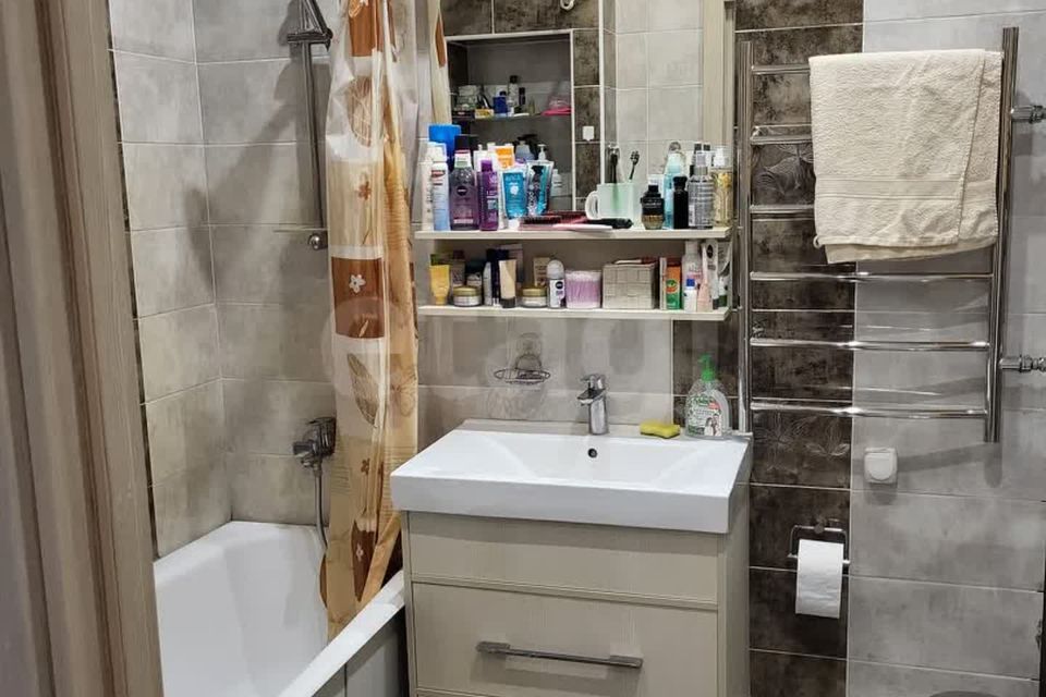 Сдаётся 3-комнатная квартира, 77 м²