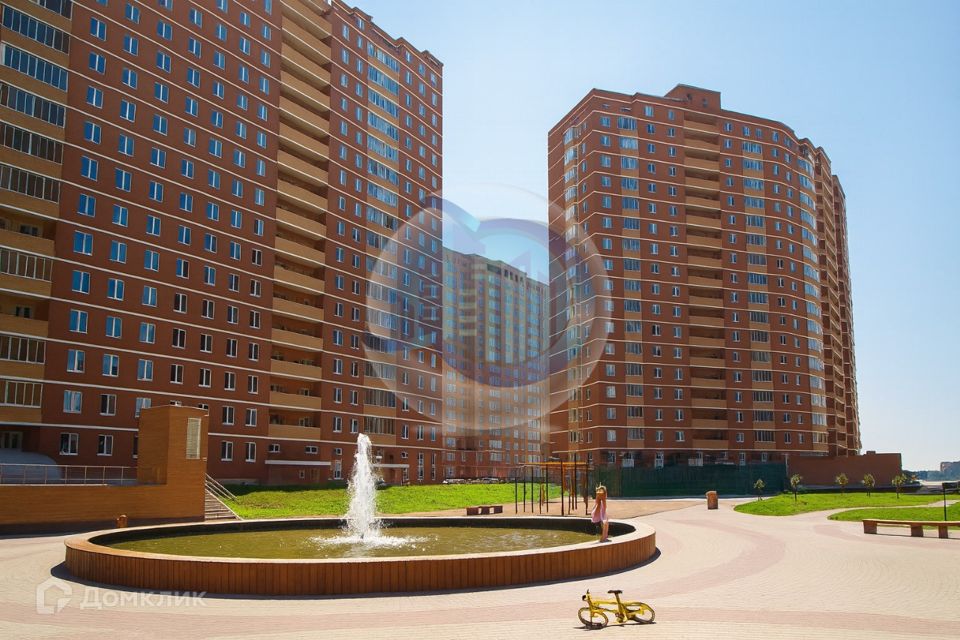 Продаётся 2-комнатная квартира, 61.4 м²