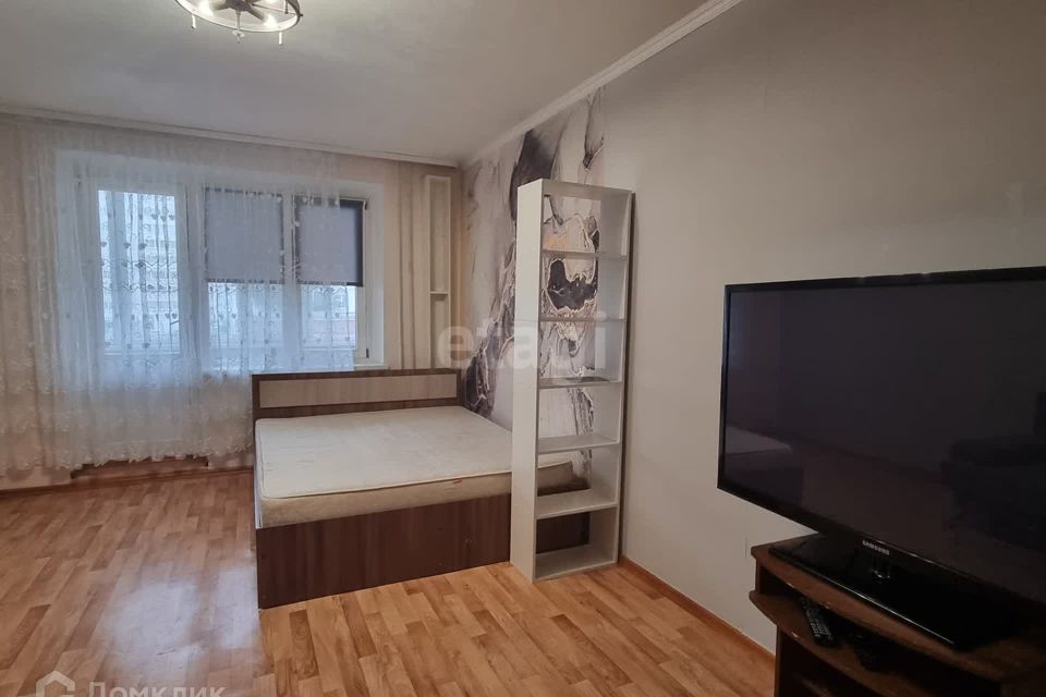 Сдаётся 2-комнатная квартира, 56 м²