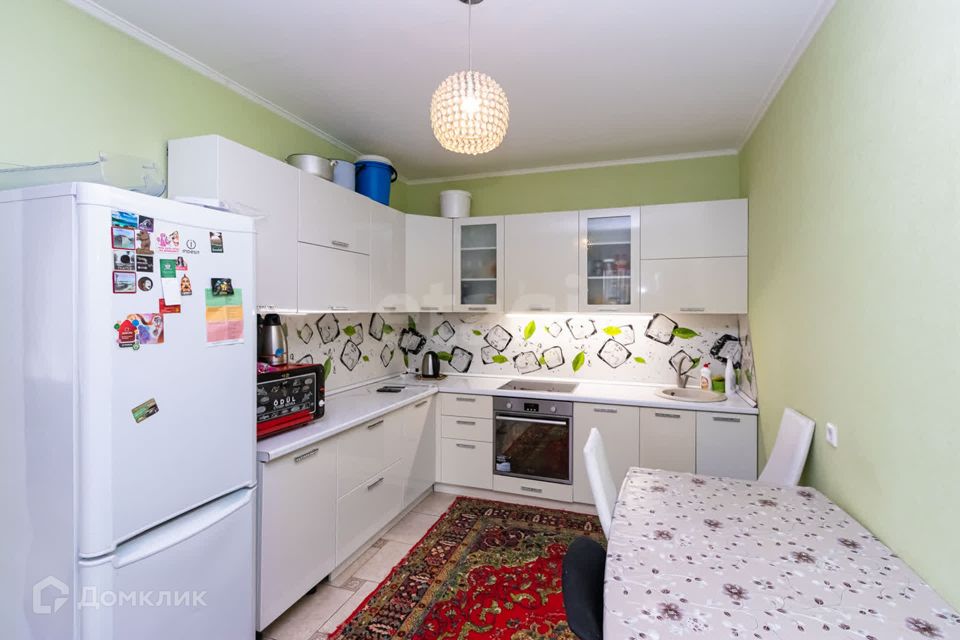 Продаётся 2-комнатная квартира, 61 м²