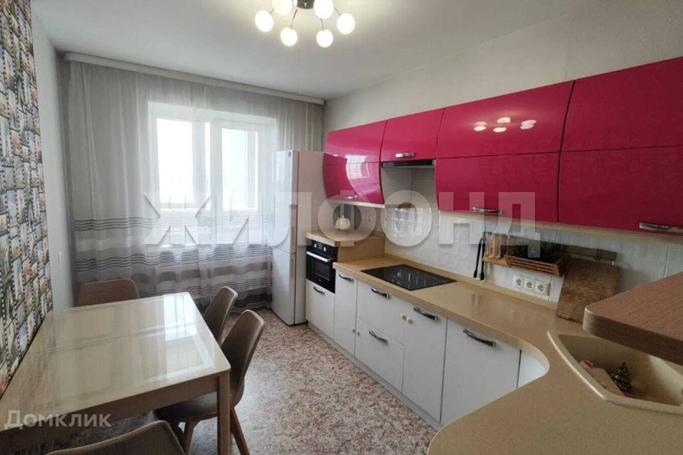Продаётся 3-комнатная квартира, 78 м²