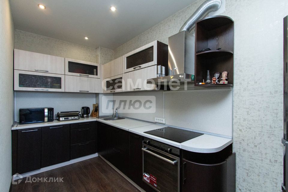 Продаётся 2-комнатная квартира, 61.2 м²