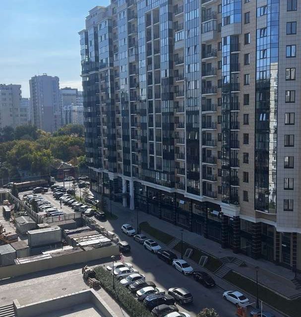 Продаётся 3-комнатная квартира, 70.1 м²
