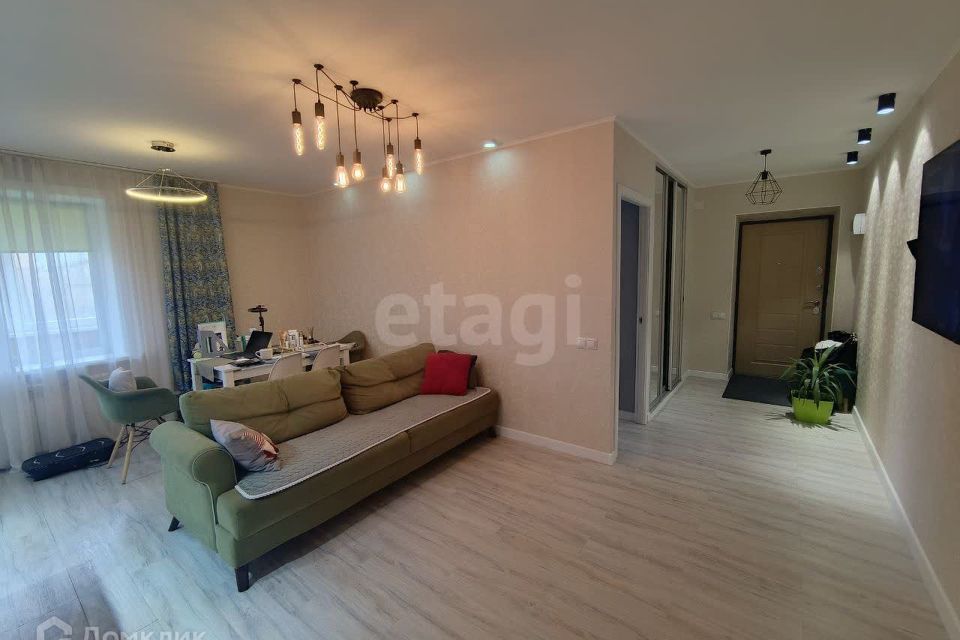 Продаётся 2-комнатная квартира, 70 м²
