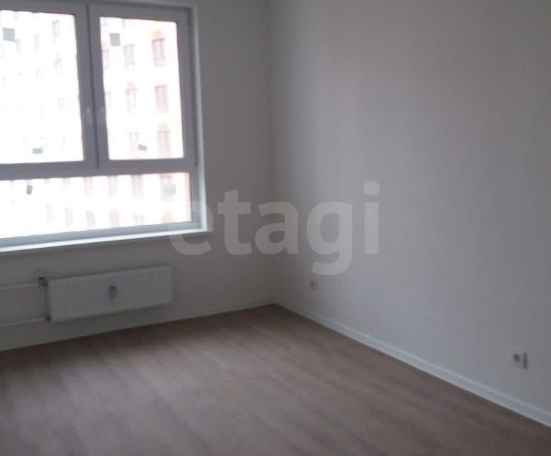 Продаётся 1-комнатная квартира, 32 м²
