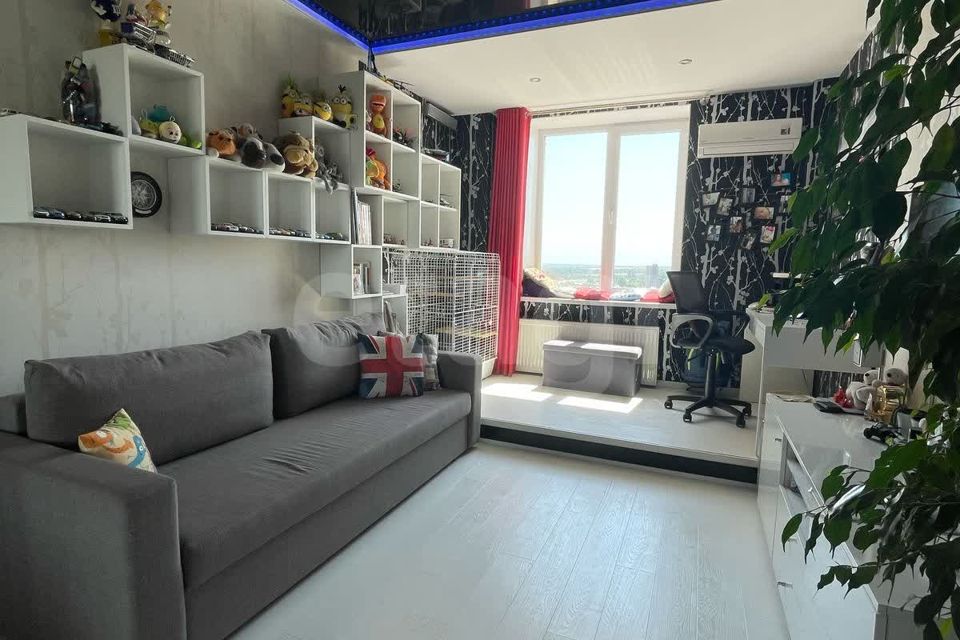 Продаётся 3-комнатная квартира, 82.5 м²