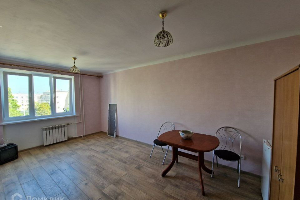 Сдаётся 2-комнатная квартира, 56 м²