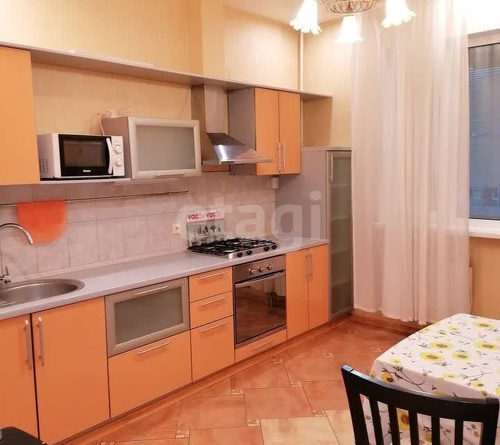 Продаётся 2-комнатная квартира, 68.7 м²